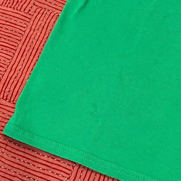 Men’s size large green trefoil onthepipe tshirt - Picture 10 of 13